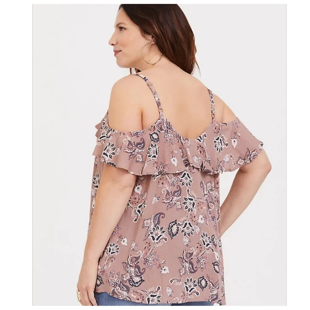 Torrid Walnut Paisley Gauze Cold Shoulder Cutout Top Tie Front Size 00 (M/L)
